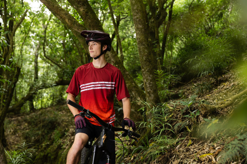 Tineli Mens Scratch Trail Jersey